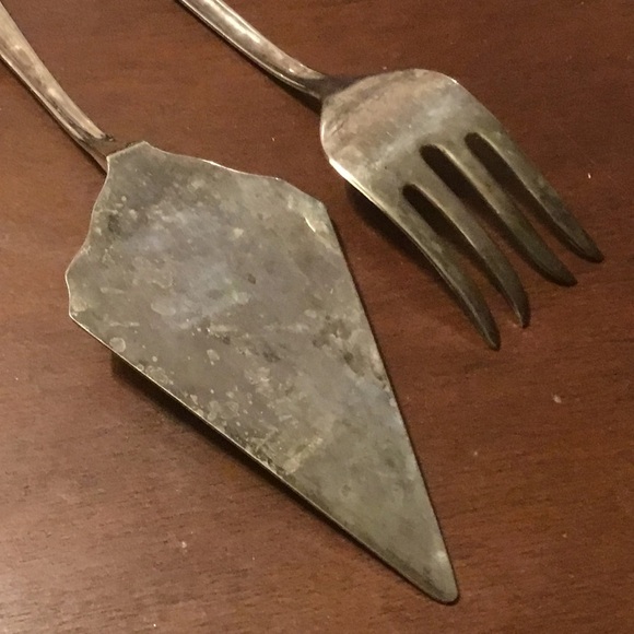 International silver Company Christmas pie server and fork- preloved - Picture 6 of 9